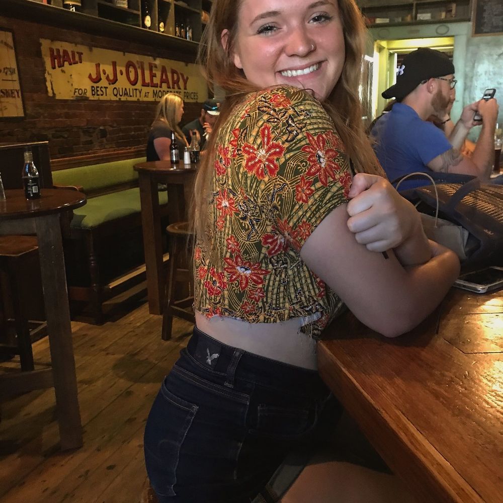 Meet your Posher, Tori